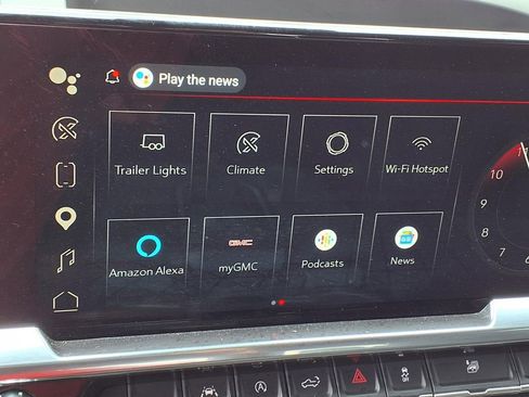 Used 2024 GMC Sierra 1500 Elevation image 30