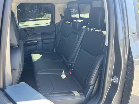 Used 2025 Ford Maverick Tremor AWD/4WD image 20