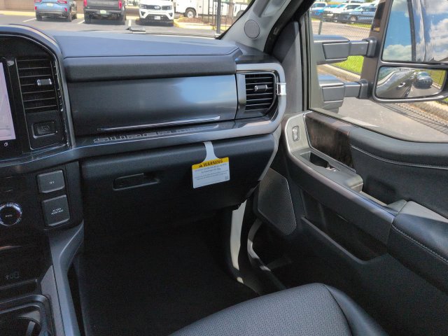 New 2027 Ford F250 Lariat w/ Tremor Off-Road Package AWD/4WD image 17