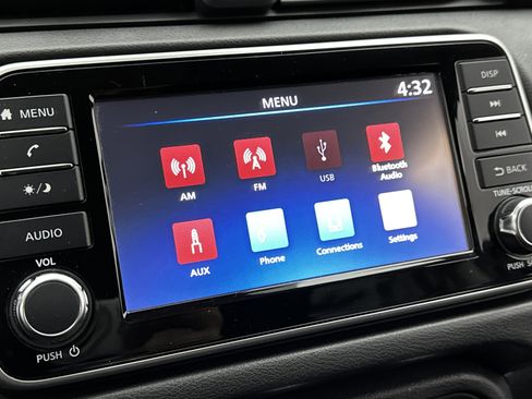 Used 2023 Nissan Versa S w/ Trunk Package image 14