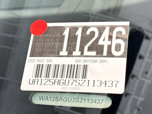 New 2025 Audi SQ5 Premium Plus image 17