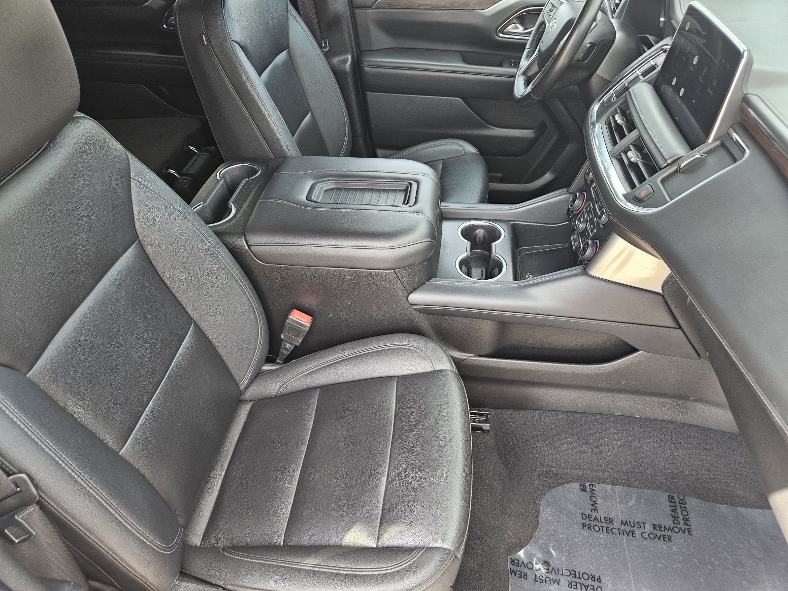 Certified 2022 Chevrolet Suburban Z71 w/ Luxury Package AWD/4WD image 16