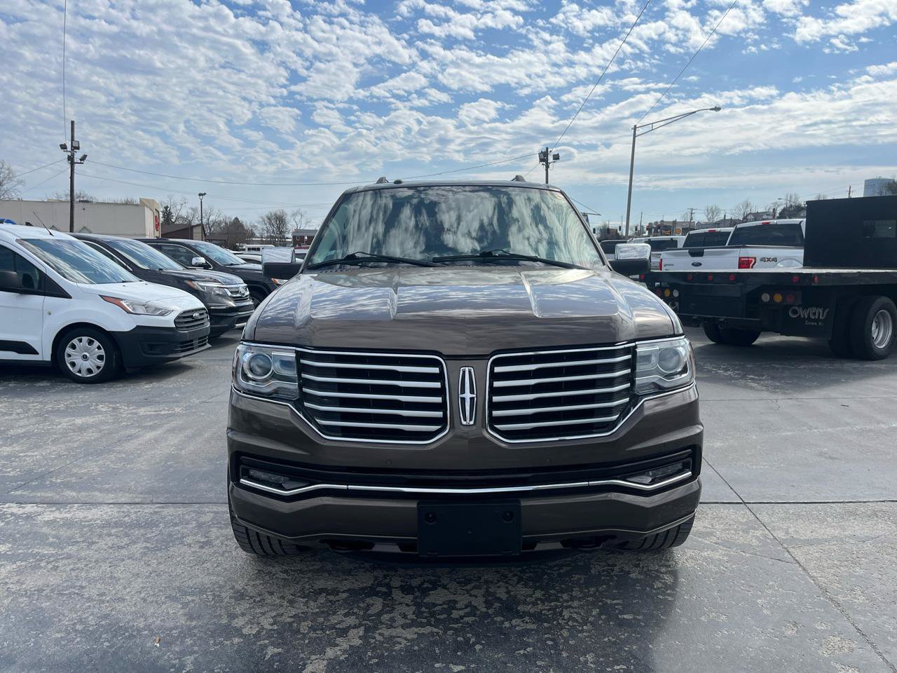 Used 2015 Lincoln Navigator 4WD w/ Equipment Group 101A Reserve image 8