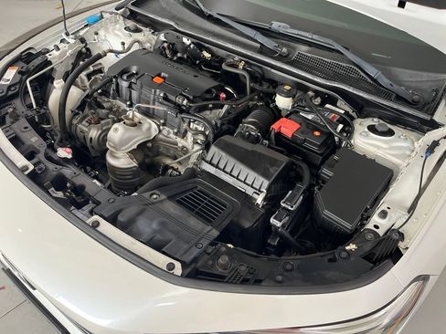 Used 2022 Honda Civic Sport image 12