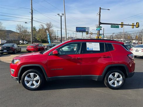 Used 2018 Jeep Compass Latitude w/ Cold Weather Group image 28