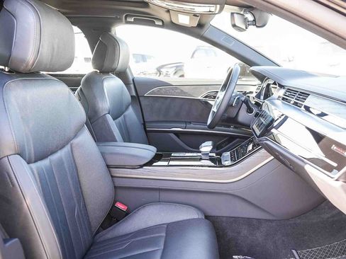 Used 2025 Audi A8 L 3.0T AWD/4WD image 24