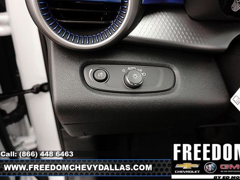 New 2026 Chevrolet Trax LS FWD image 27