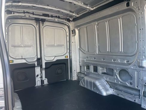 New 2026 Ford Transit 250 148 Medium Roof Extended AWD image 8