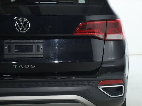 Used 2024 Volkswagen Taos SE image 45