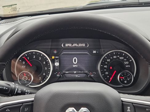 New 2026 RAM 1500 Big Horn AWD/4WD image 14