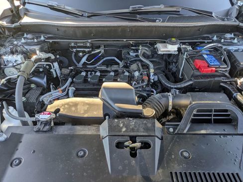 Used 2025 Honda CR-V LX image 11