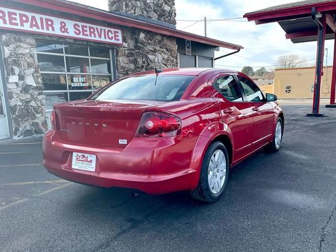 Used 2012 Dodge Avenger SE image 7