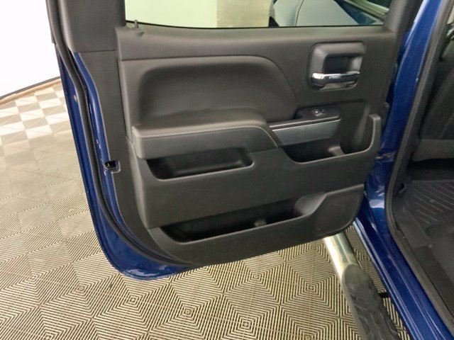 Used 2018 Chevrolet Silverado 1500 LT w/ All Star Edition AWD/4WD image 48