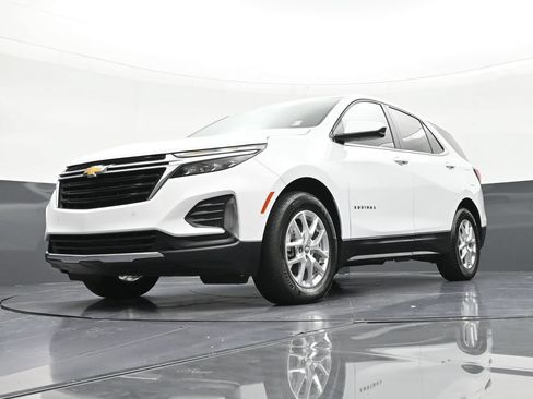 Used 2024 Chevrolet Equinox LT FWD image 20