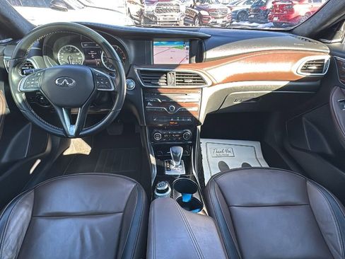 Used 2018 INFINITI QX30 Premium w/ Technology Package image 21