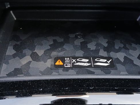 New 2026 Chevrolet Colorado ZR2 w/ Technology Package image 15