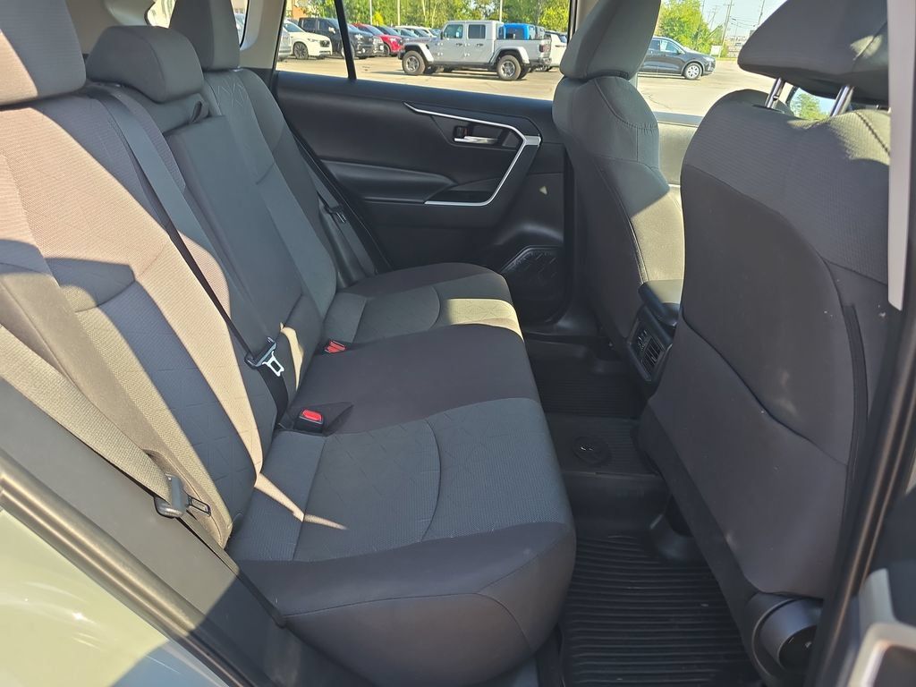 Used 2023 Toyota RAV4 XLE w/ Convenience Package AWD/4WD image 16