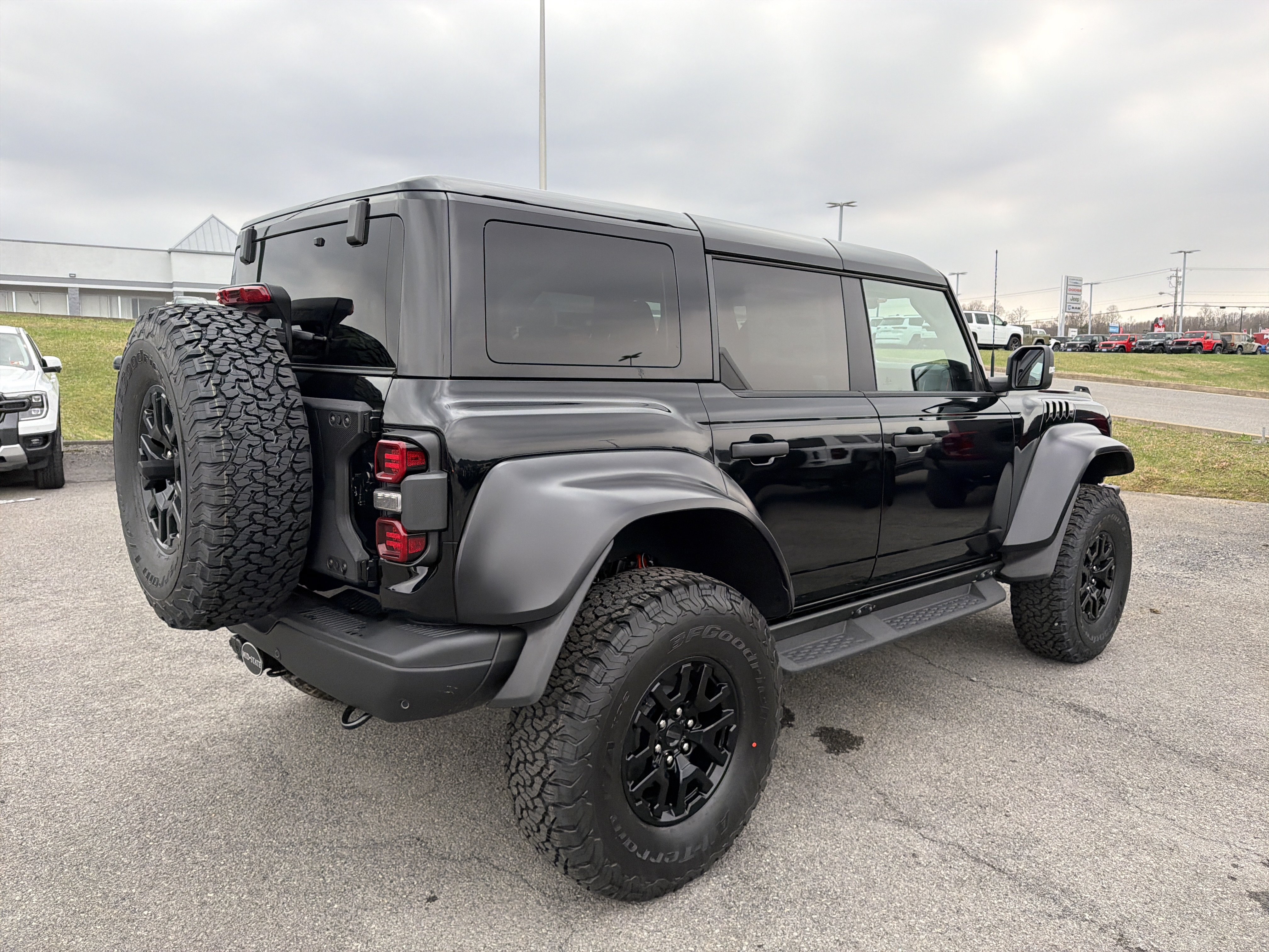 New 2026 Ford Bronco Raptor AWD/4WD image 6