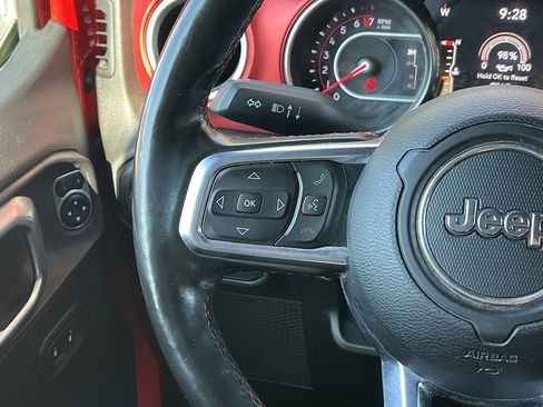 Used 2020 Jeep Gladiator Rubicon image 36