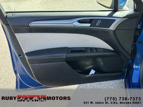 Used 2017 Ford Fusion S image 9