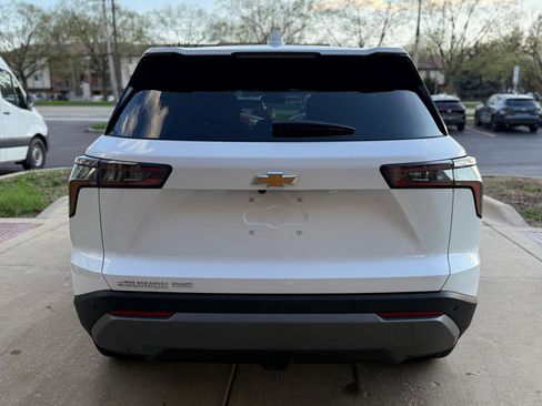 Used 2026 Chevrolet Equinox LT image 6