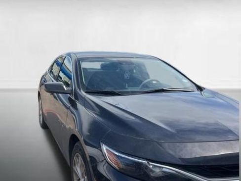 Used 2023 Chevrolet Malibu LT image 3