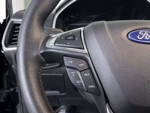 Used 2021 Ford Edge SEL AWD/4WD image 24