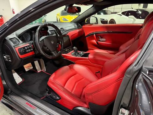 Used 2018 Maserati GranTurismo MC image 37