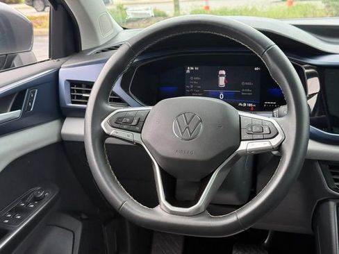 Used 2022 Volkswagen Taos SE AWD/4WD image 14