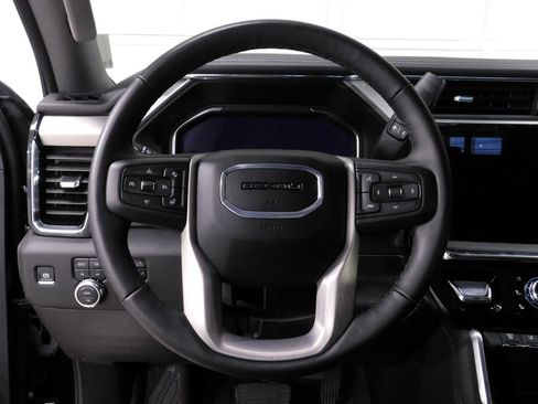 Used 2025 GMC Sierra 3500 Denali w/ Denali Reserve Package AWD/4WD image 40
