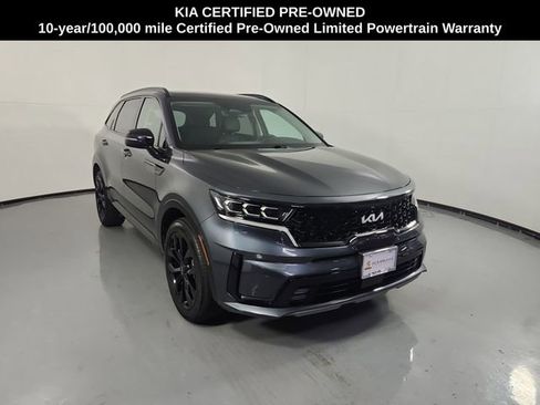 Certified 2023 Kia Sorento SX FWD image 3