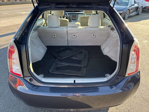 Used 2014 Toyota Prius Two image 5