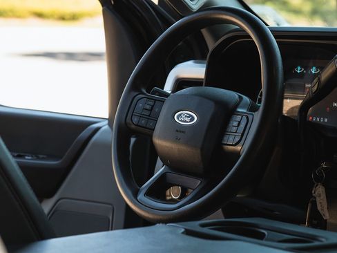 Used 2023 Ford F250 XL w/ 360-Degree Camera Package image 20