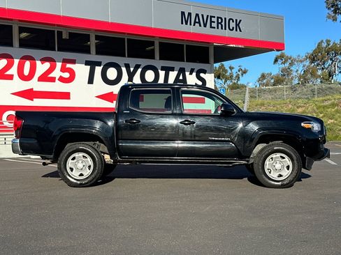 Used 2023 Toyota Tacoma SR image 6