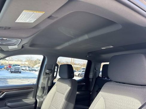 Used 2023 GMC Sierra 1500 Elevation image 32