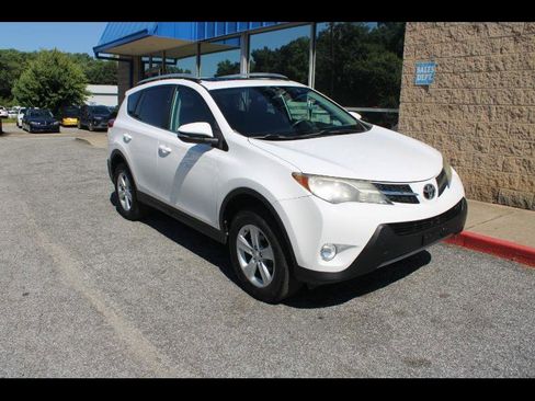 Used 2013 Toyota RAV4 XLE FWD image 1
