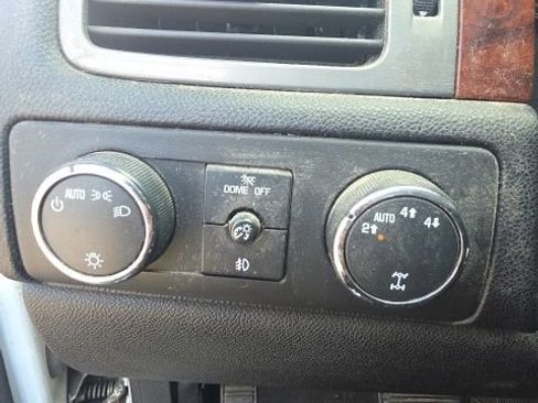 Used 2009 GMC Yukon SLT AWD/4WD image 22