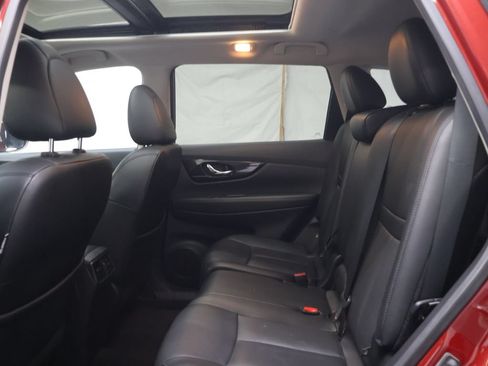 Used 2019 Nissan Rogue SL w/ Premium Package AWD/4WD image 14