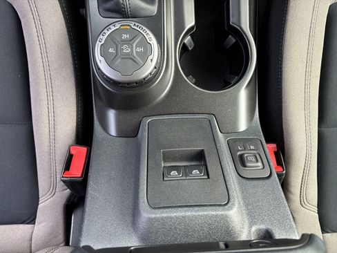 Used 2021 Ford Bronco Big Bend image 26