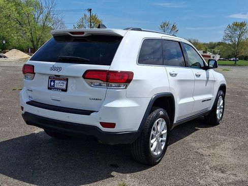 Used 2021 Jeep Grand Cherokee Laredo AWD/4WD image 11
