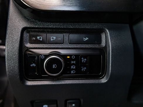 Used 2023 Ford F250 Lariat w/ Sport Appearance Package image 18