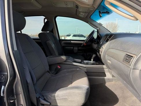 Used 2011 Nissan Armada SV image 16