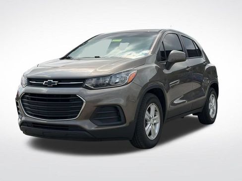 Used 2021 Chevrolet Trax LS FWD image 13