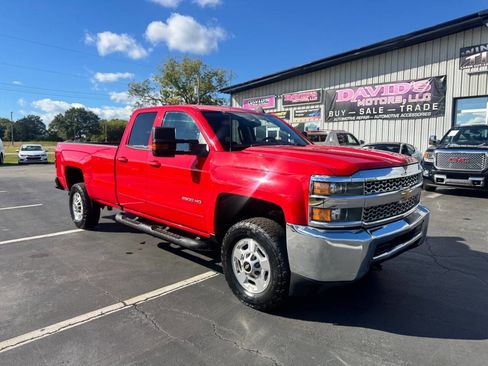 Used 2019 Chevrolet Silverado 2500 LT image 3