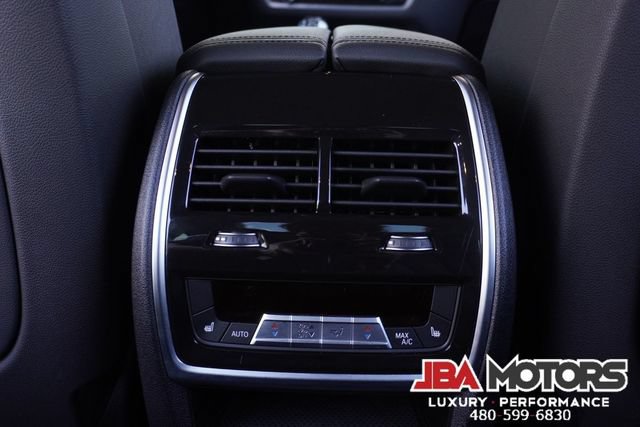 Used 2022 BMW X7 xDrive40i w/ Premium Package AWD/4WD image 96