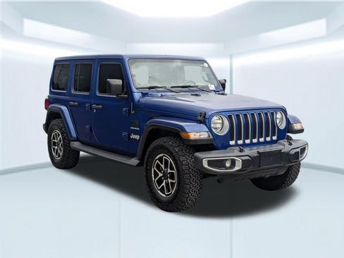 Used 2019 Jeep Wrangler Unlimited Sahara AWD/4WD image 8