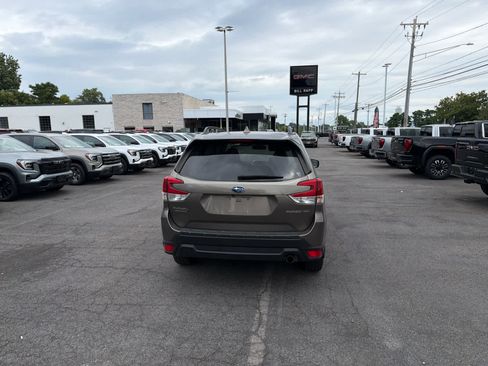 Used 2020 Subaru Forester Limited AWD/4WD image 14