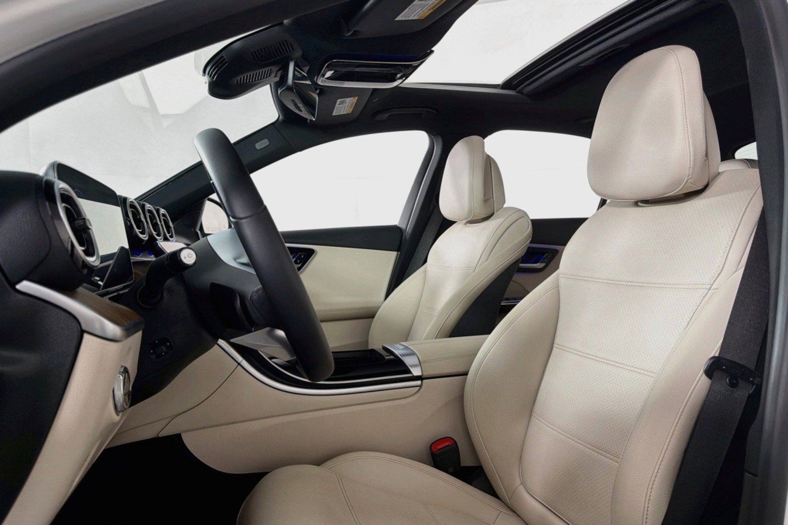 Certified 2024 Mercedes-Benz C 300 Sedan image 19