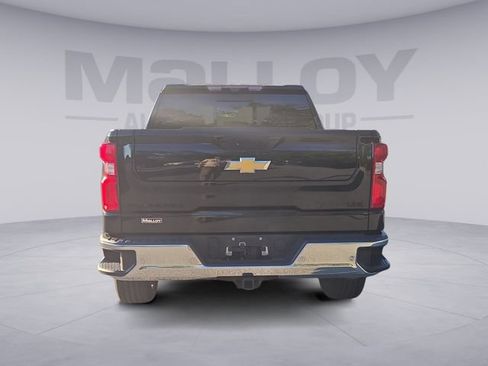 Used 2022 Chevrolet Silverado 1500 LTZ w/ Technology Package AWD/4WD image 4