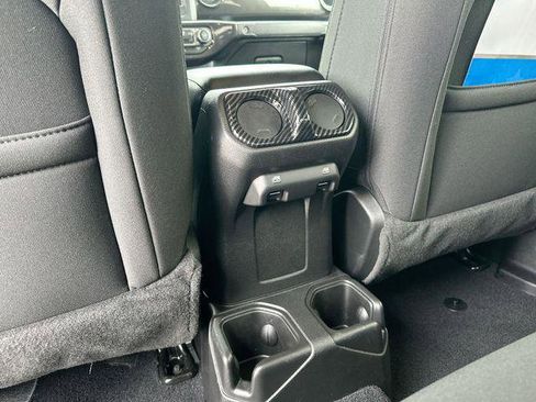 Certified 2023 Jeep Gladiator Sport image 22